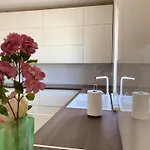 Luxury Penthouse Sky & Jacuzzi-olivia Appartement Međugorje