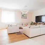 Appartement Luxury Penthouse Sky & Jacuzzi-olivia Međugorje