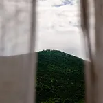 Appartement Luxury Penthouse Sky & Jacuzzi-olivia Međugorje