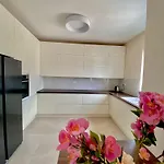 Appartement Luxury Penthouse Sky & Jacuzzi-olivia Međugorje