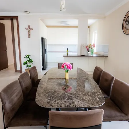 Penthouse Olivia - Private Jacuzzi Appartamento