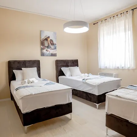 Luxury Penthouse Sky & Jacuzzi-Olivia Medugorje Lägenhet