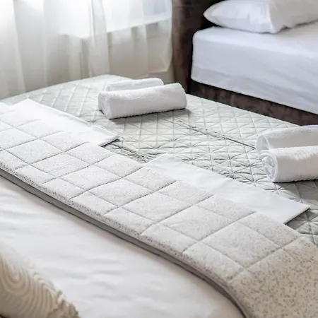 Luxury Penthouse Sky & Jacuzzi-Olivia Medugorje Lägenhet Međugorje